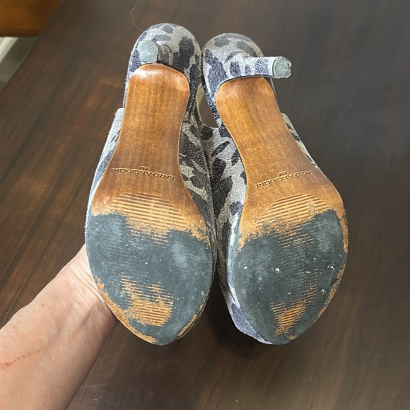 Enzo Angiolini Grey and Black Animal Print Slingback Platform 5” Heels Size 8 - Picture 12 of 16